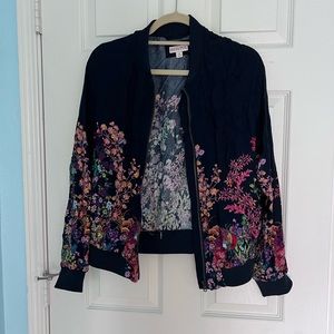 Floral pattern light jacket for Girls